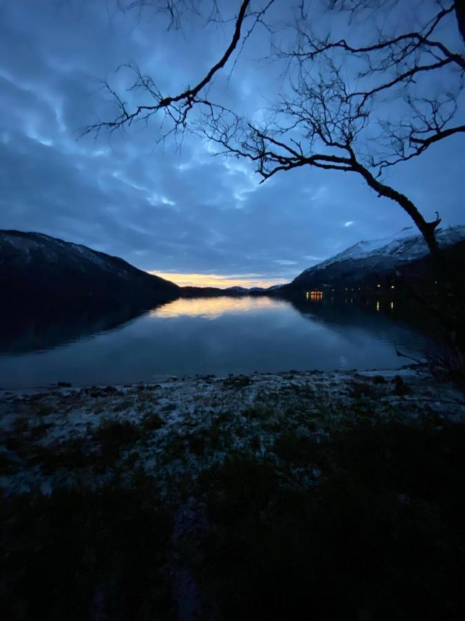 House On The Lake 보겐 외부 사진