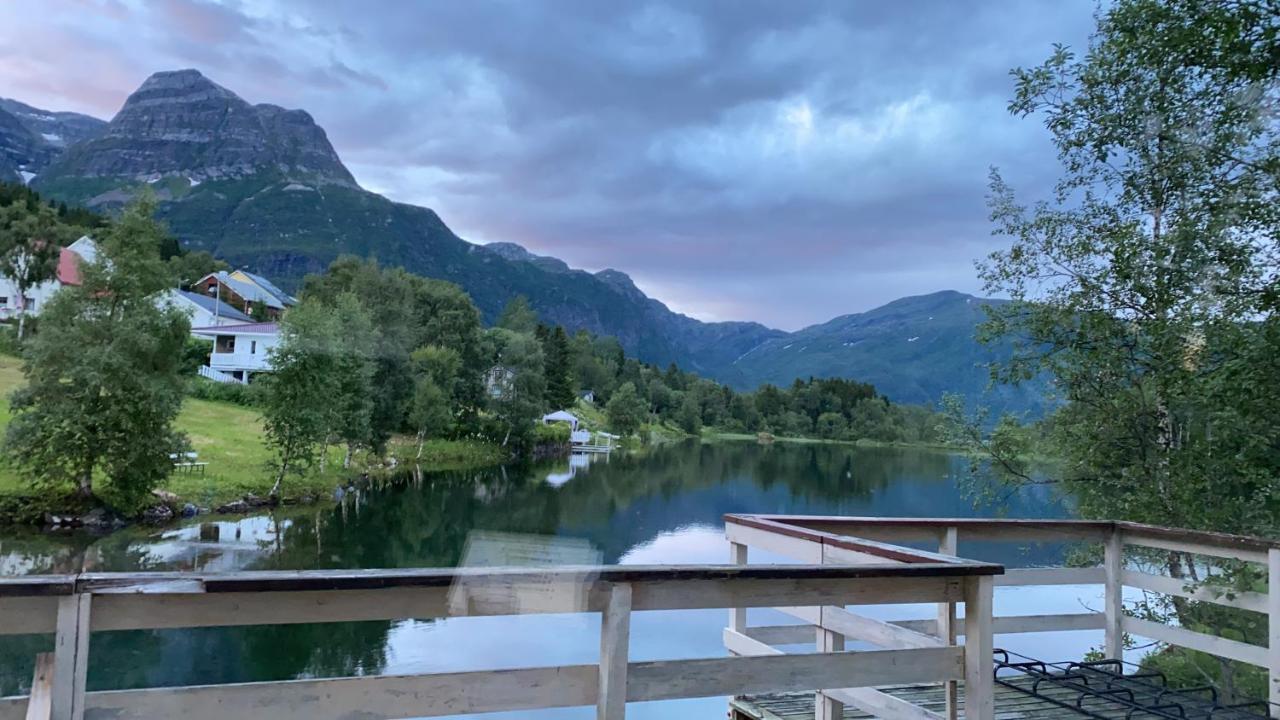 House On The Lake 보겐 외부 사진